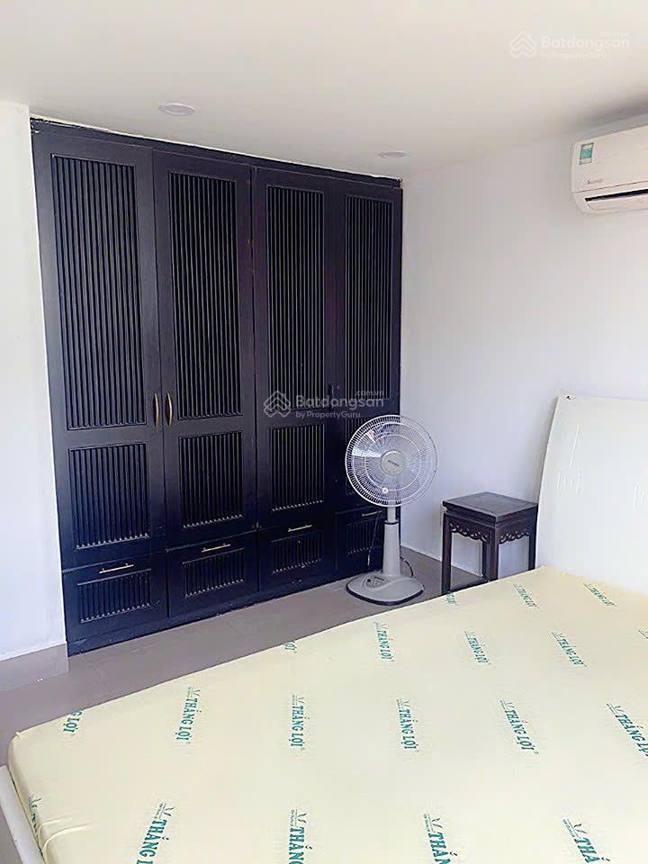 Bán penthouse hưng vượng 1, phú mỹ hưng, căn góc 158m², ban công sân vườn thoáng mát, 6.5 tỷ