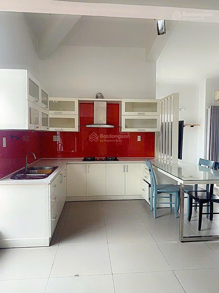 Bán penthouse hưng vượng 1, phú mỹ hưng, căn góc 158m², ban công sân vườn thoáng mát, 6.5 tỷ