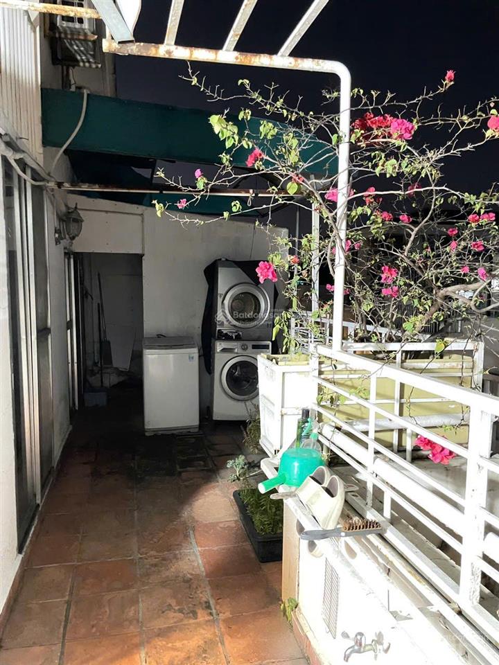 Bán căn góc penthouse hưng vượng 1, quận 7. dt 120m² 3pn, giá 4,8 tỷ, có 2 ban công thoáng mát