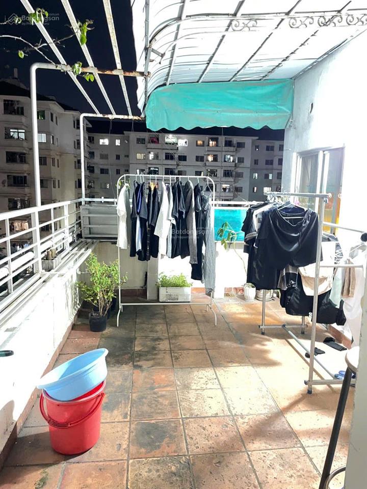 Cc bán căn góc penthouse hưng vượng 1, phú mỹ hưng. nội thất cơ bản, nhận nhà ngay,  0938 742 ***