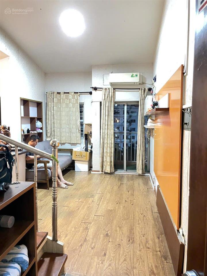 Cc bán căn góc penthouse hưng vượng 1, phú mỹ hưng. nội thất cơ bản, nhận nhà ngay,  0938 742 ***