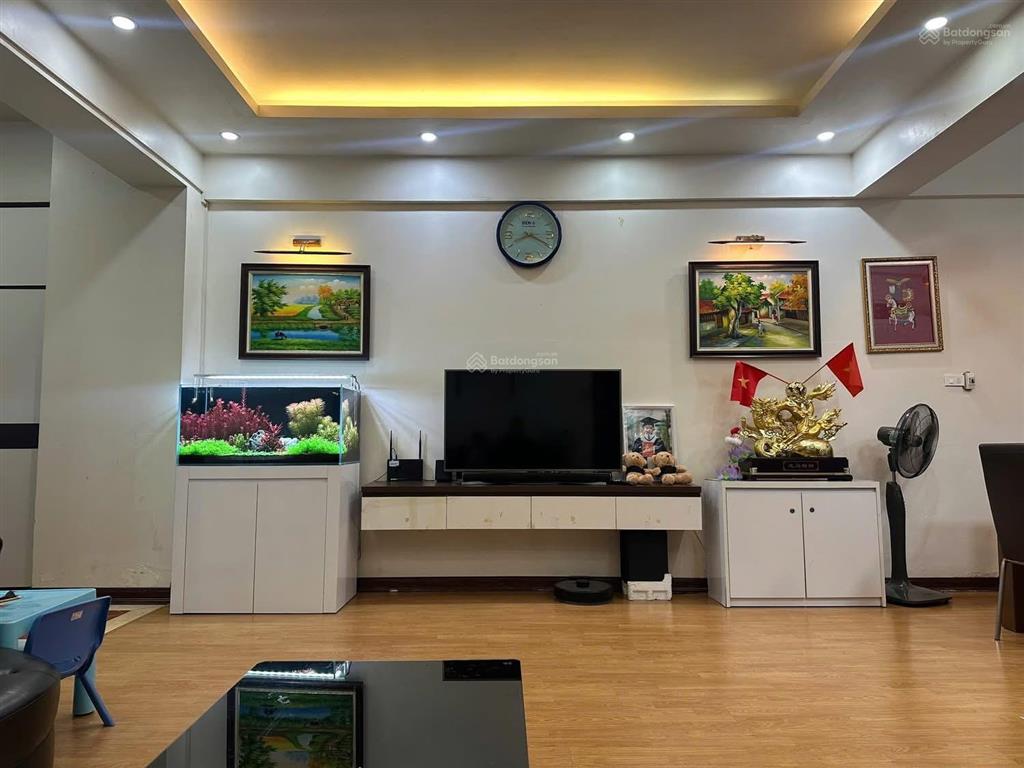 Bán căn hộ chung cư lilama, tổng diện tích 115m2, 3 phòng ngủ, 2wc, 3 ban công, giá hơn 5 tỷ