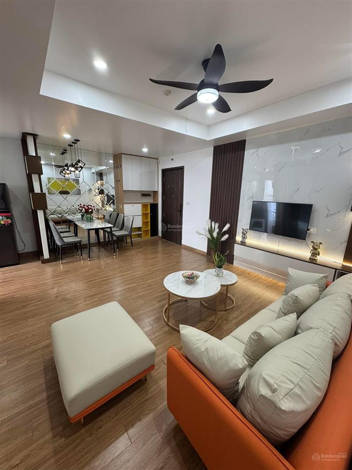 Bán căn hộ 3 p ngủ chung cư k35 tân mai, hoàng mai, căn hộ góc hướng mát nhà full nội thất