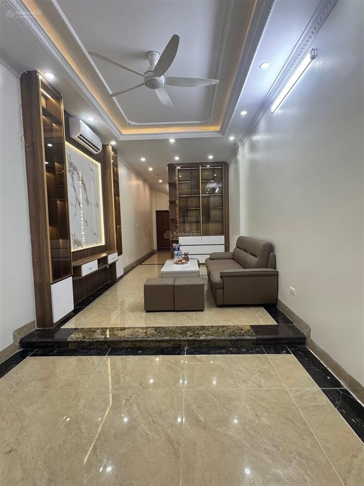 Bán nhà 6 tầng ngõ 622 minh khai phường vĩnh tuy, hà nội. full nội thất xịn có thang máy.