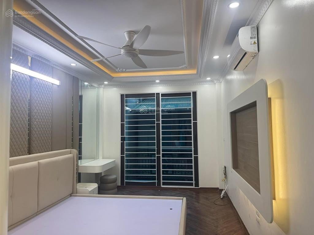 Bán nhà 6 tầng ngõ 622 minh khai phường vĩnh tuy, hà nội. full nội thất xịn có thang máy.
