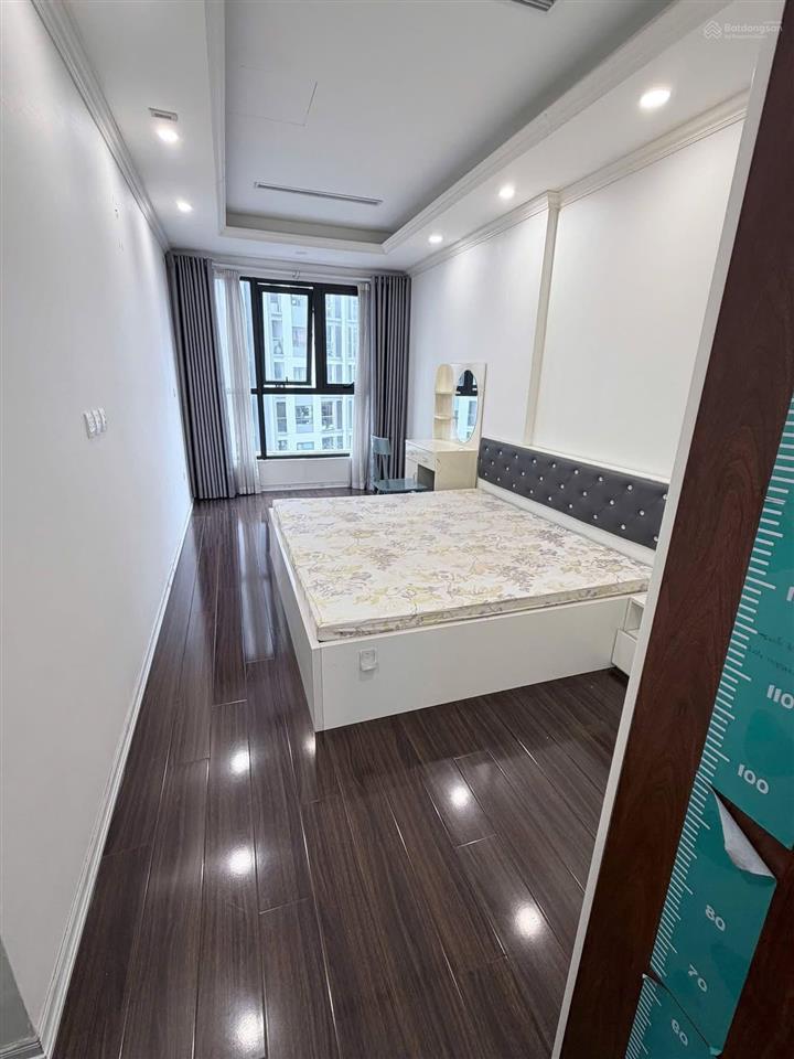 Bán căn hộ 90m toà a1 cc 151 nguyễn đức cảnh hoàng mai.
