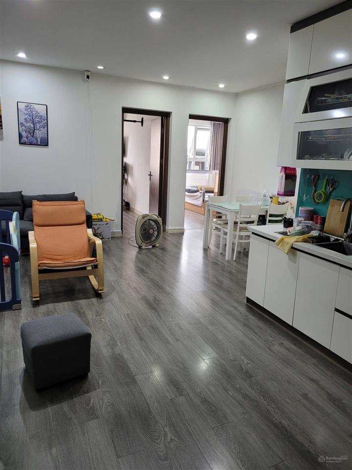 Bán căn hộ 60m chung cư hồng hà tower  hoàng mai ban công view thủ đô giá hơn 3 tỷ