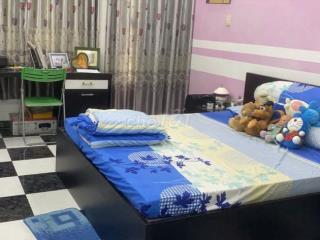 Phòng rộng, toilet riêng trong phòng gần chợ An Đông