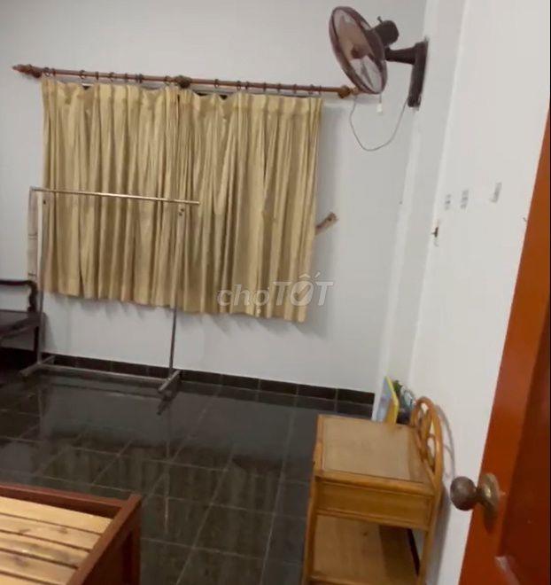 Phòng trọ gần Tản Đà - Trường Đại học Y Dược