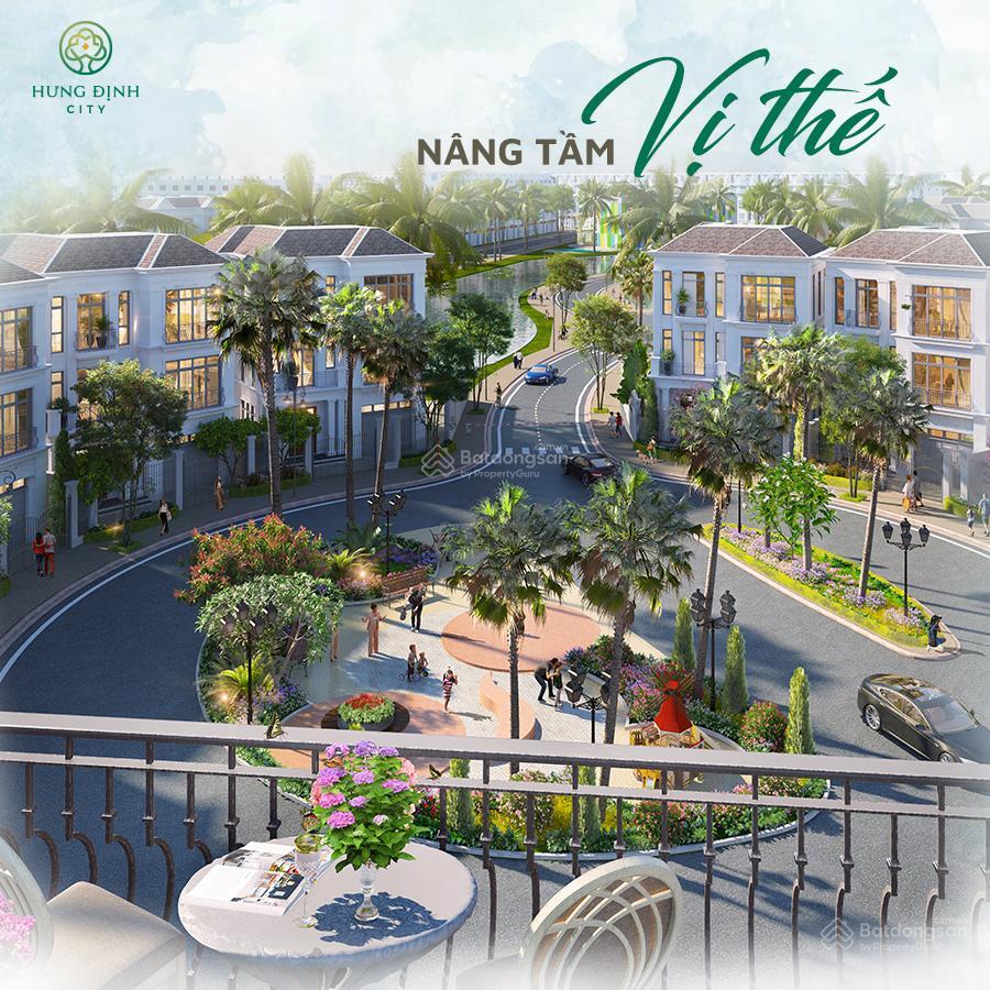 Ra mắt bảng hàng các lô góc cột đồng hồ và biệt thự đảo vip