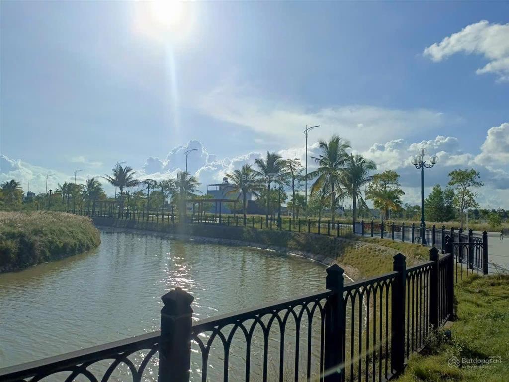 Bán nhanh nhà 90m² xây 3 tầng 1 tum view hồ nội khu dự án hưng định city