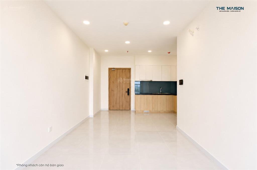Bán gấp căn hộ chung cư 70m2 tại the maison, 2pn, 2wc, giá 2,1 tỷ tặng gói nội thất 200tr
