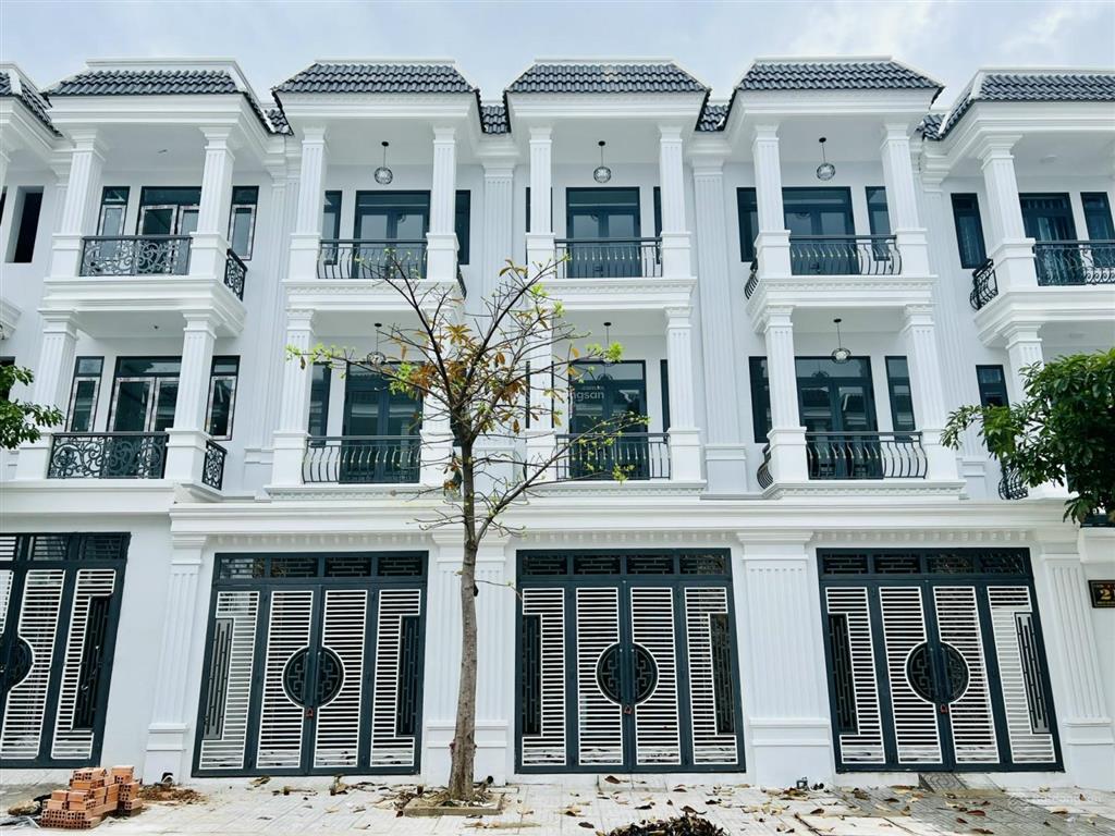 Bán nhà riêng tại nhà phố hoàng nam 5, 5 tỷ, 75 m2, 4pn, 4wc