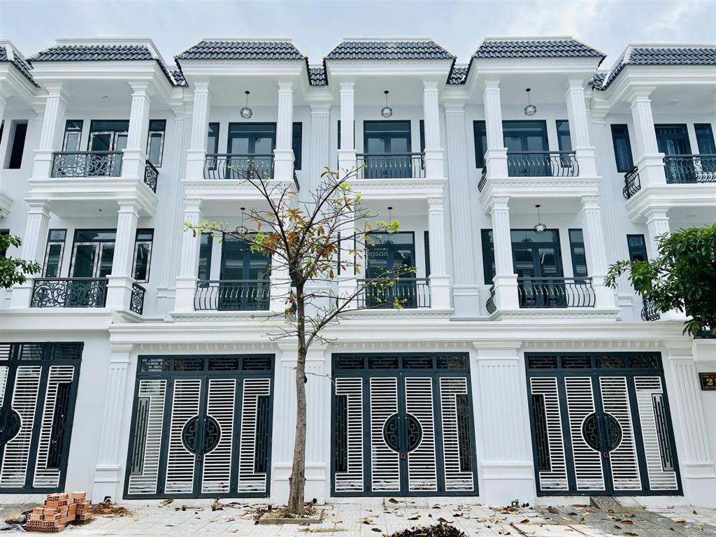 Bán nhà riêng tại nhà phố hoàng nam 5, 5 tỷ, 75 m2, 4pn, 4wc