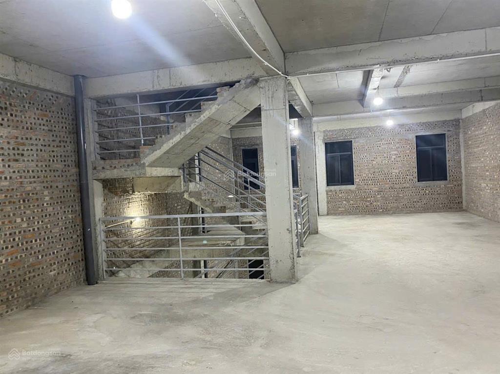 Cho thuê nhà vườn khu c geleximco dt 160m2 giá 15tr phù hợp làm kho, bán hàng online, văn phòng...