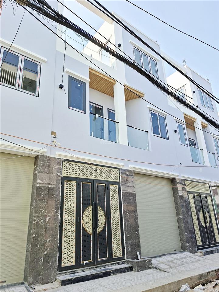 Bán nhà 3 tầng hẻm 7m thông gần ngã tư ga quận 12 giá 5,95 tỷ