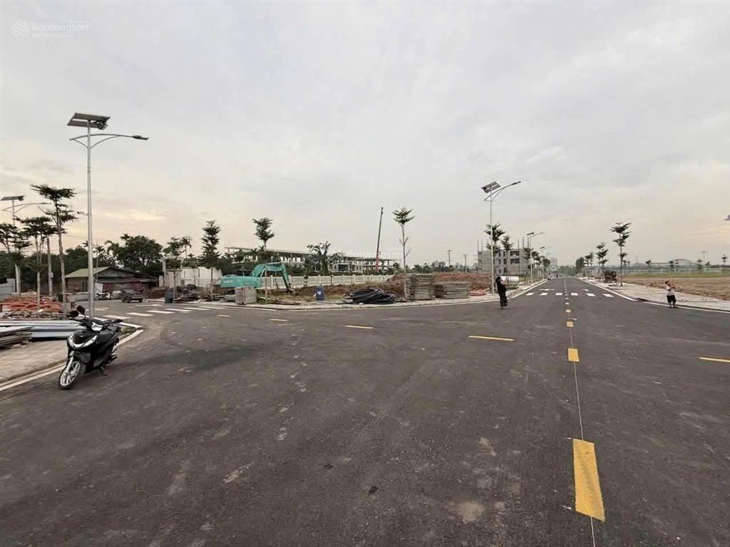 Cho thuê 3900m2 xưởng 1 tầng xưởng mới 100% tại cụm cn đan phượng, giá 100k/m/tháng