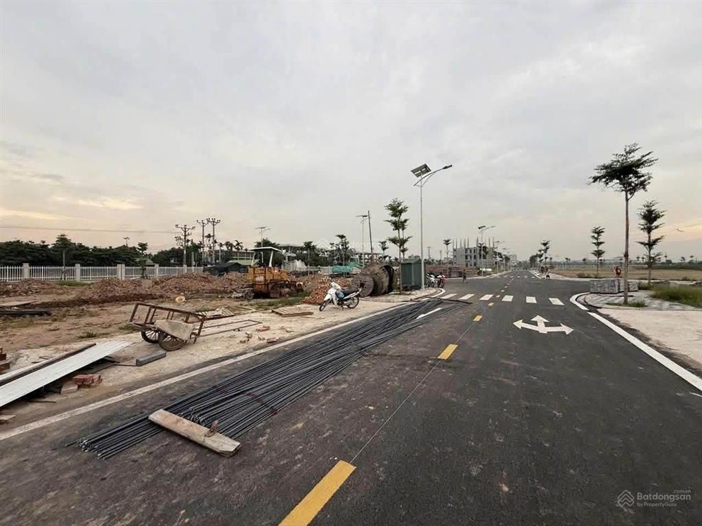 Bán đất công nghiệp cụm cn đan phượng, diện tích 1450m pháp lý sẵn sàng tên.