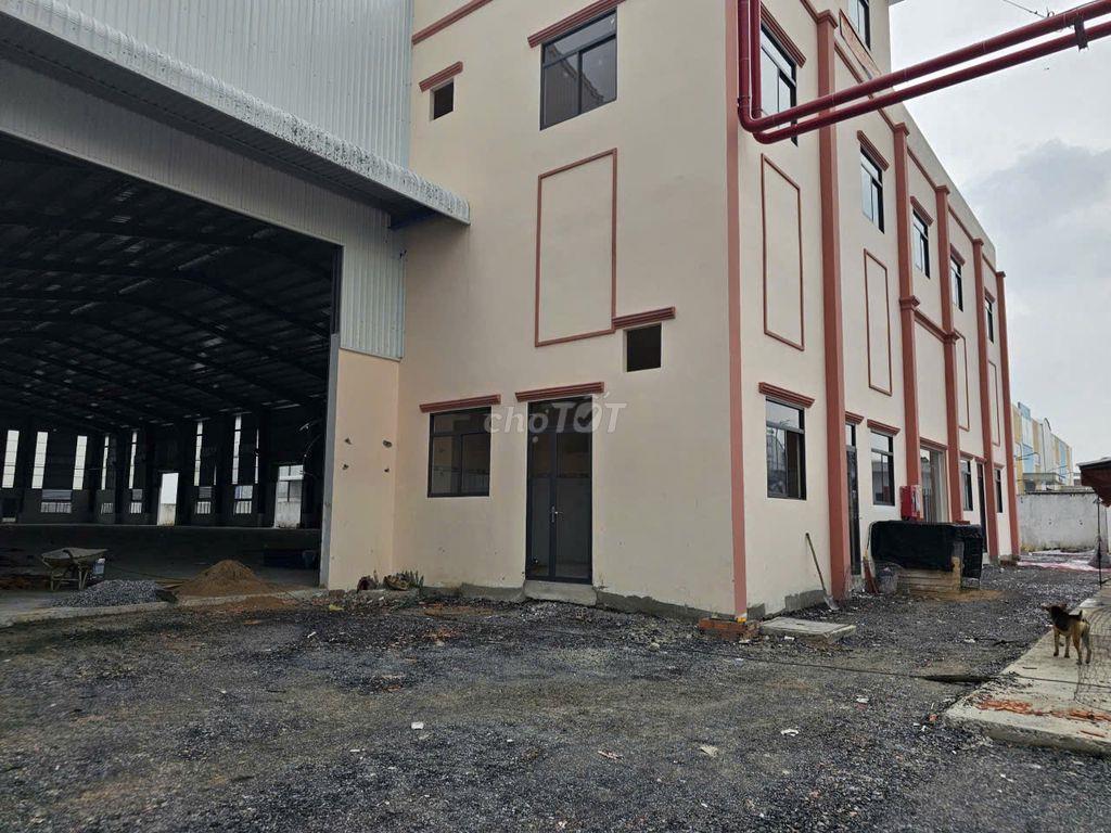 Cho thuê nhà xưởng Cần Đước Long An 5.000m². Xưởng 1.880m². 62.000đ/m²