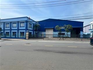 Cho thuê xưởng 2800m2 200tr uyên hưng 0907 838 ***