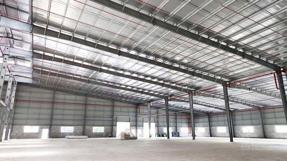 Cho thuê xưởng 11500m2, 750 triệu/tháng, bàu bàng 0907 838 ***