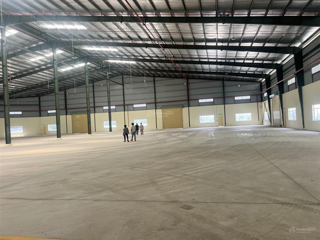 Cho thuê xưởng 3800m2 305tr dĩ an 0907 838 ***