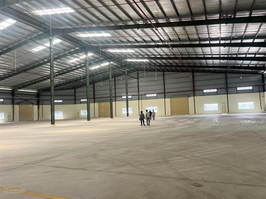 Cho thuê xưởng 3800m2 305tr dĩ an 0907 838 ***