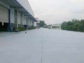 Cho thuê xưởng 6500m2 kcn dĩ an  bd 0907 838 ***