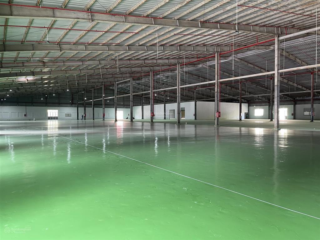 Cho thuê xưởng 6500m2 kcn dĩ an  bd 0907 838 ***