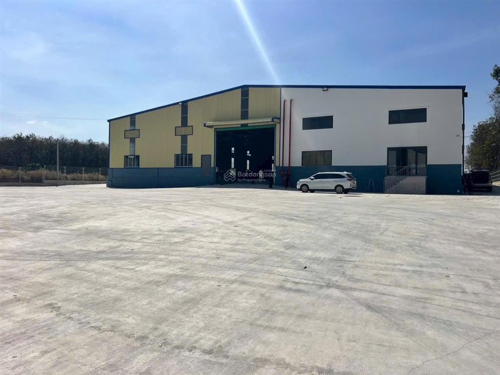 Cho thuê xưởng 3000m2 kcn bàu bàng  bd 0907 838 ***