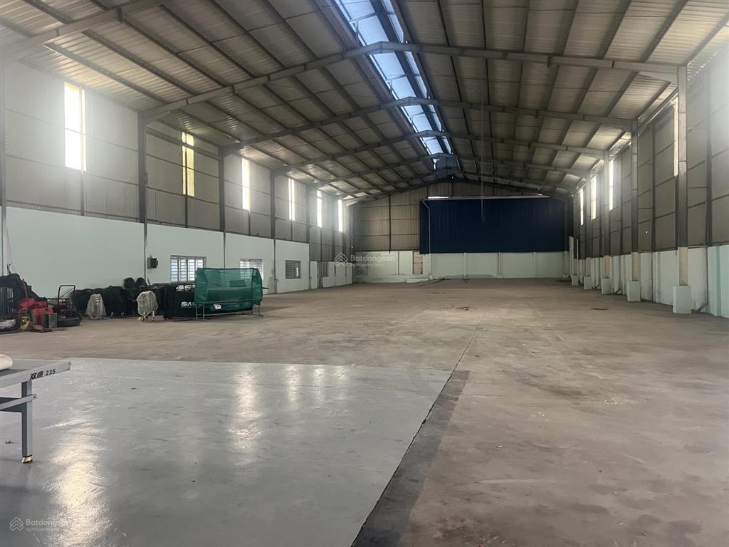 Cho thuê xưởng 1500m 90tr bến cát 0907 838 ***