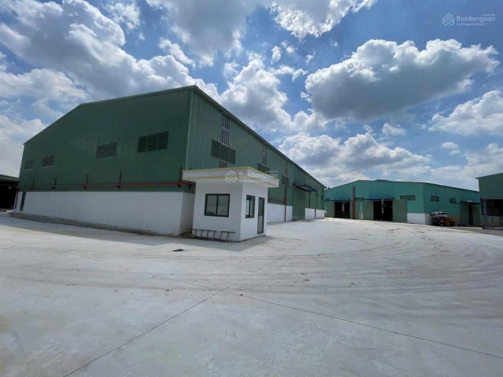 Cho thuê xưởng 11.000m², 700 triệu/tháng phú giáo 0907 838 ***
