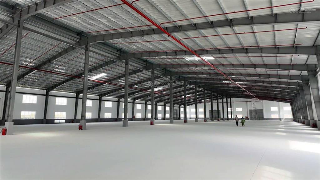 Cho thuê xưởng 40.000m2 tân uyên 0907 838 ***
