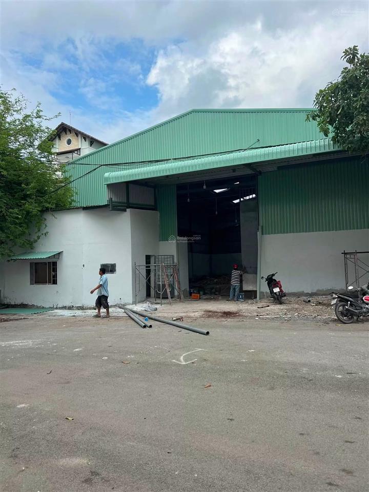Cho thuê xưởng 500m2 30tr bình hoà 0907 838 ***