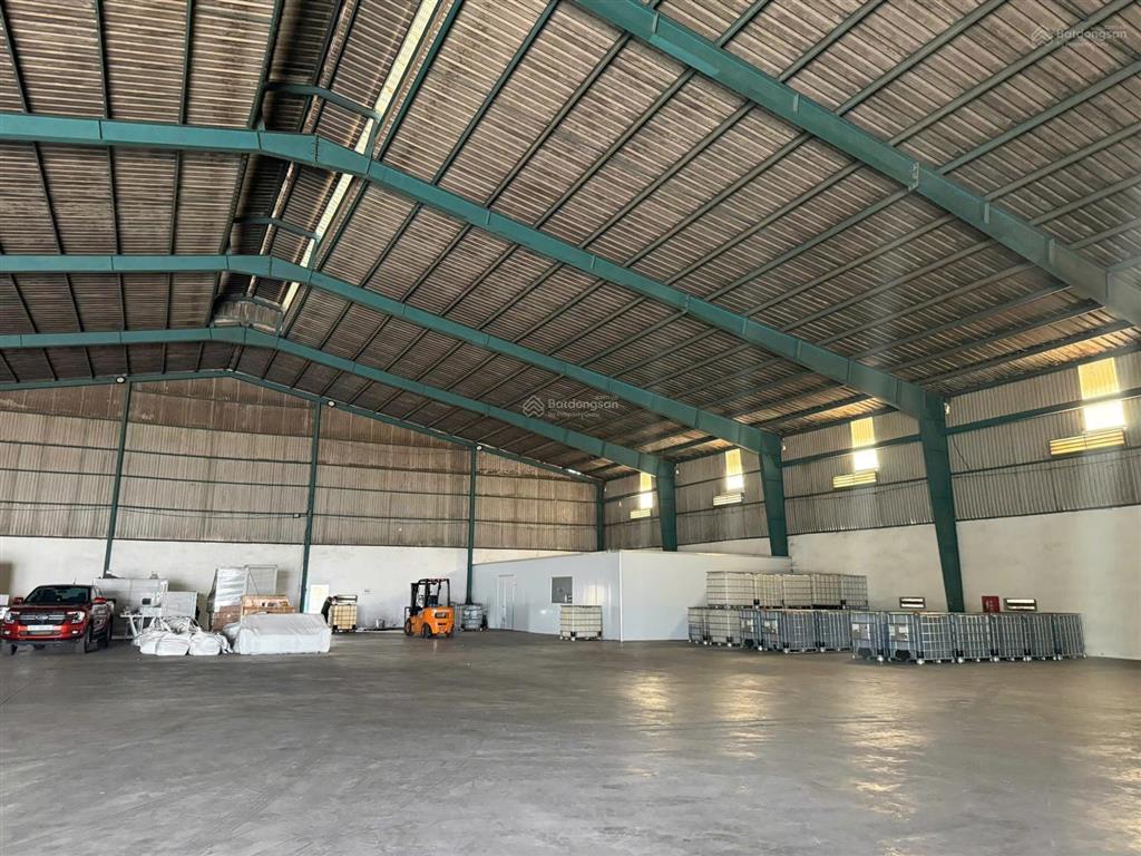 Cho thuê xưởng 1800m 100tr thuận an 0907 838 ***