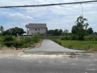 Cho thuê mặt bằng đất trống 1800m2 mặt tiền đ. nguyễn văn long, xã quy đức, bình chánh