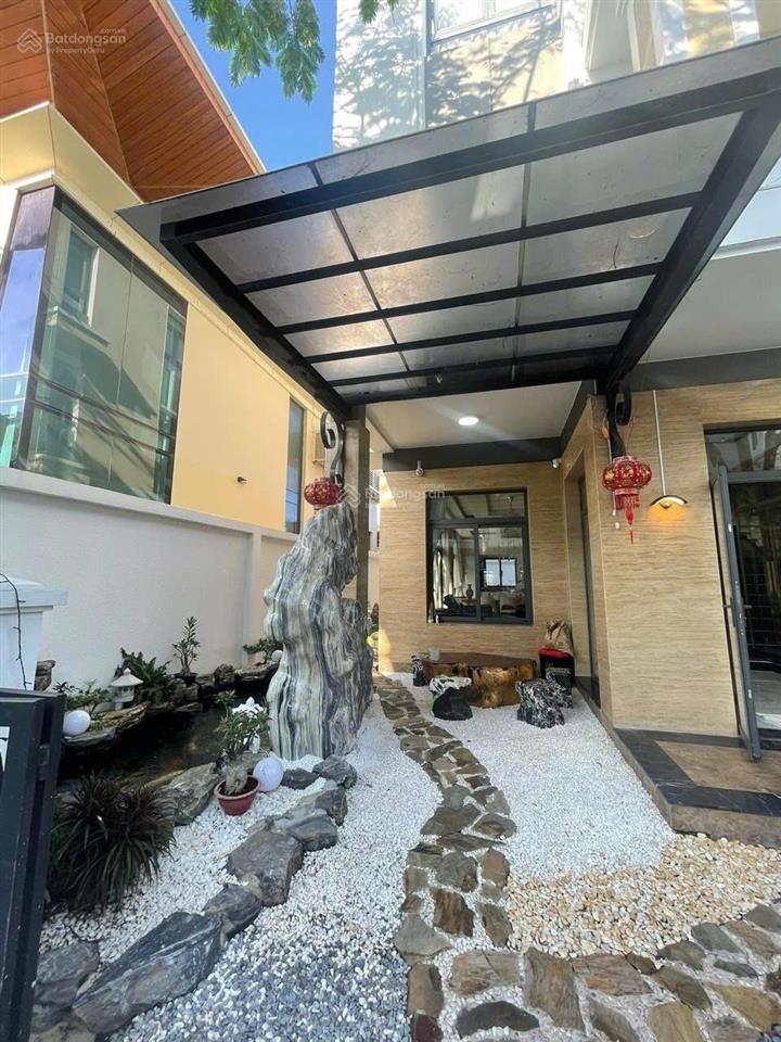 Cho thuê biệt thự 4tầng, 4pn, 608m2 full nội thất kdc verosa park khang điền, tp.thủ đức
