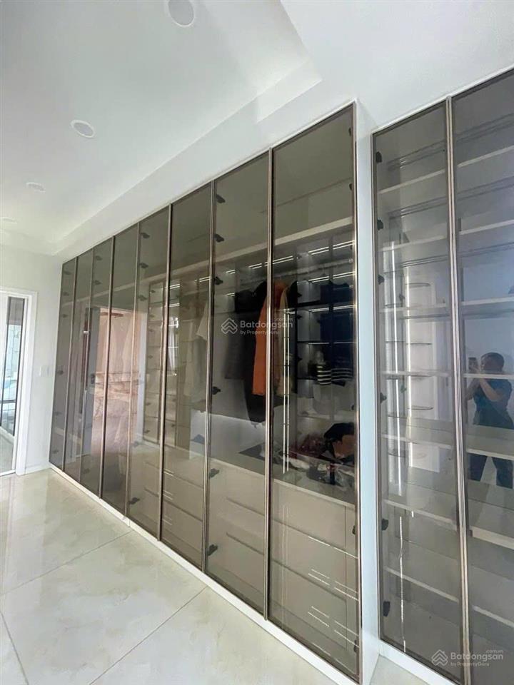 Cho thuê biệt thự 4tầng, 4pn, 608m2 full nội thất kdc verosa park khang điền, tp.thủ đức