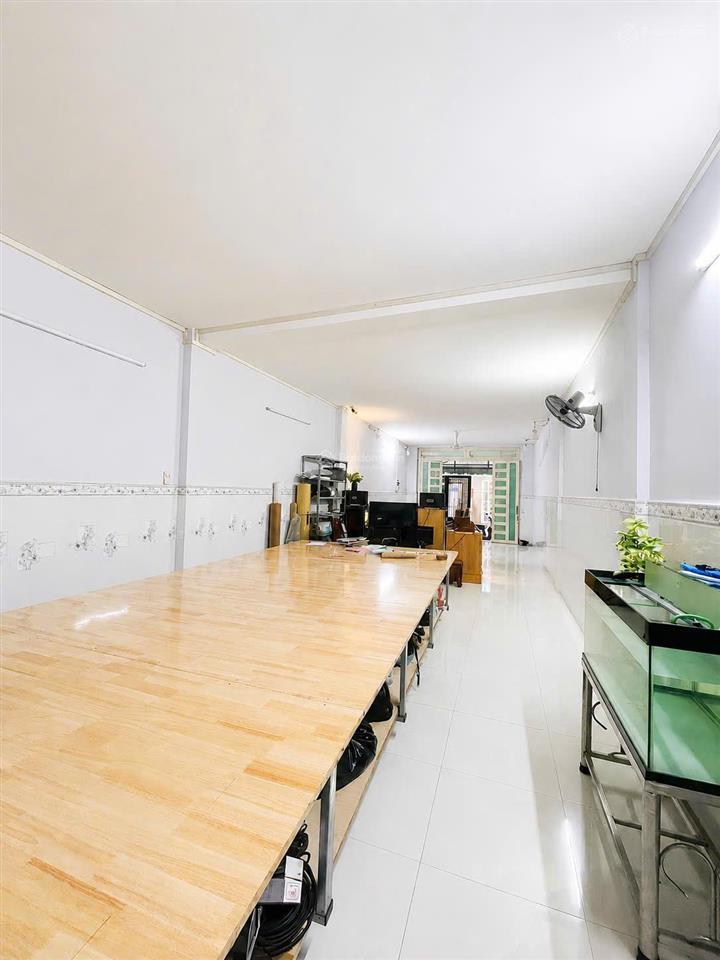 Chính chủ bán nhà mặt phố kd sát chợ 1 trệt 1 lầu, 92.4m², 3pn, đặng minh trứ, p.10, tân bình, hcm