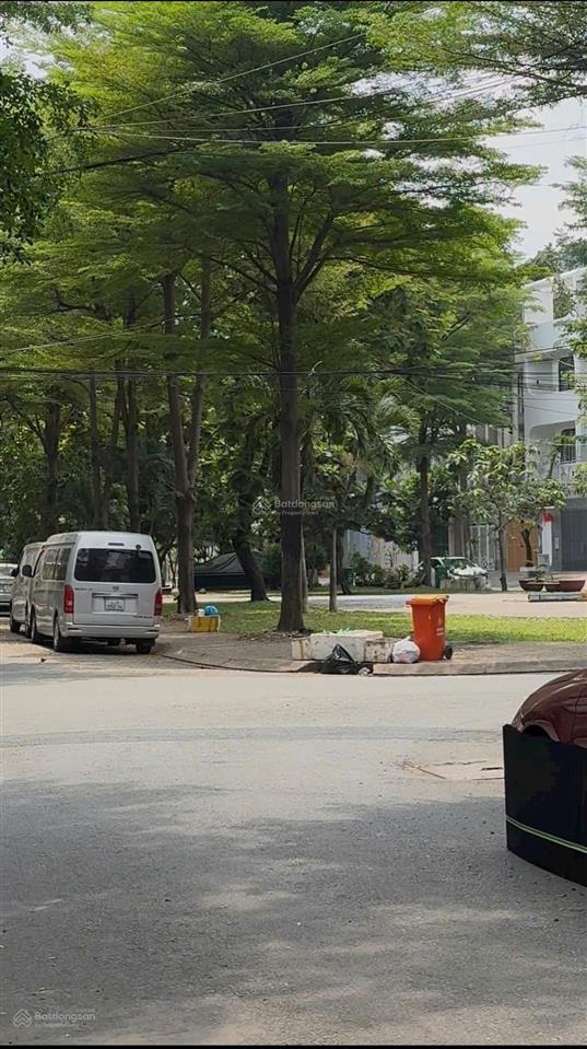 Bán nhà 1 trệt 2 lầu sân thượng trước sau, 70m2, 4pn  kdc bình hòa, p. 13, bình thạnh