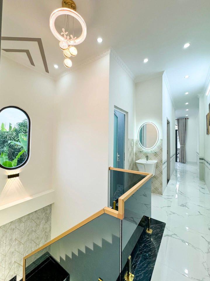 NHÀ LẦU HẺM 388 NGUYỄN VĂN CỪ - CÁCH KDC ĐẠI NGÂN 200M