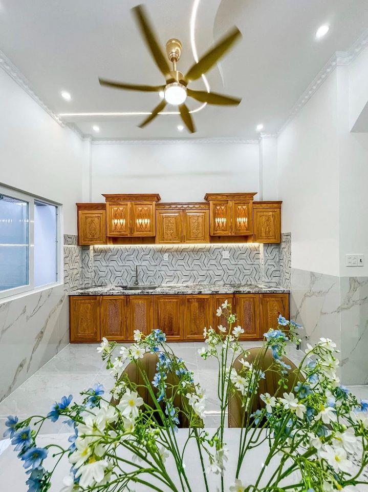 NHÀ LẦU HẺM 388 NGUYỄN VĂN CỪ - CÁCH KDC ĐẠI NGÂN 200M