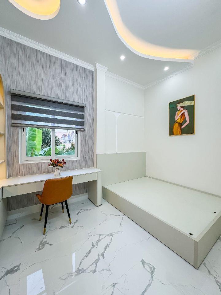 NHÀ LẦU HẺM 388 NGUYỄN VĂN CỪ - CÁCH KDC ĐẠI NGÂN 200M