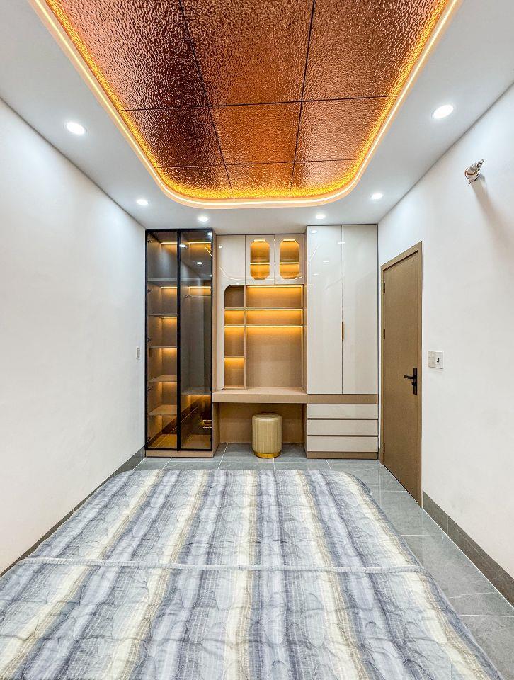 NHÀ LẦU LỬNG HẺM 58 ĐƯỜNG CMT8 GIÁ CHỈ 2,68 TỶ