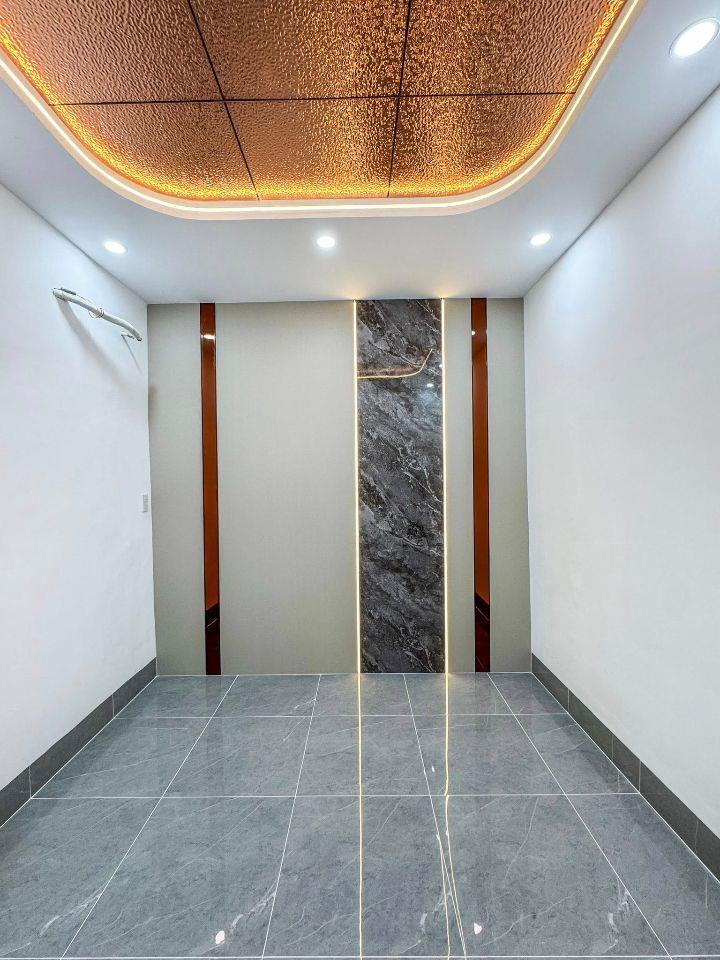 NHÀ LẦU LỬNG HẺM 58 ĐƯỜNG CMT8 GIÁ CHỈ 2,68 TỶ