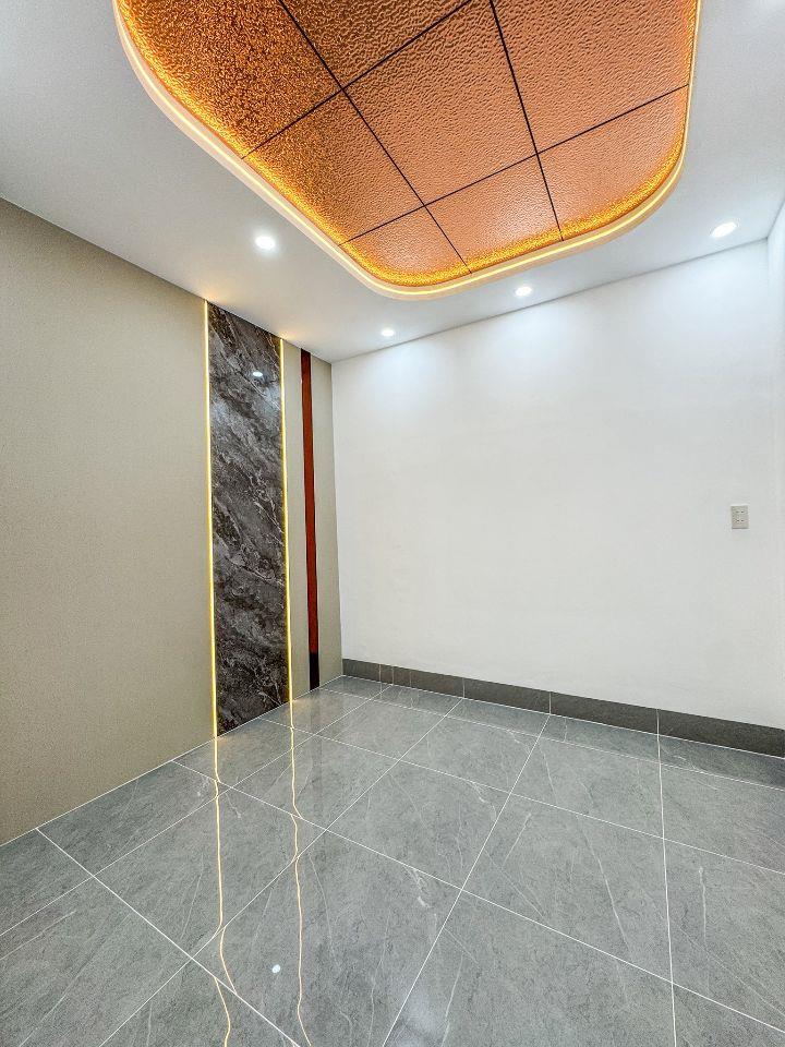 NHÀ LẦU LỬNG HẺM 58 ĐƯỜNG CMT8 GIÁ CHỈ 2,68 TỶ