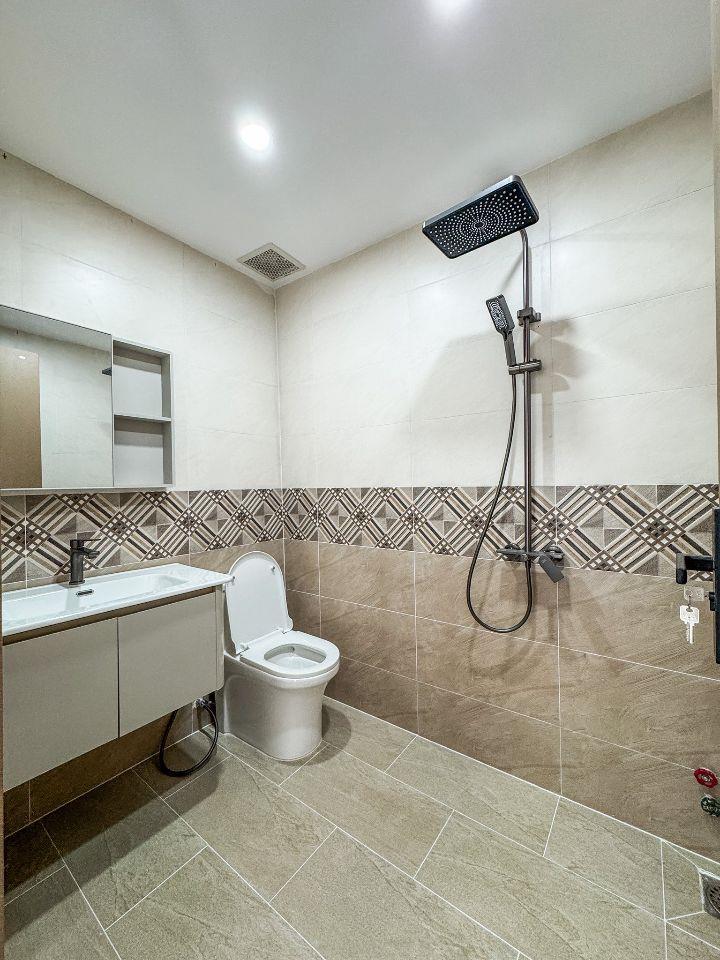 NHÀ LẦU LỬNG HẺM 58 ĐƯỜNG CMT8 GIÁ CHỈ 2,68 TỶ
