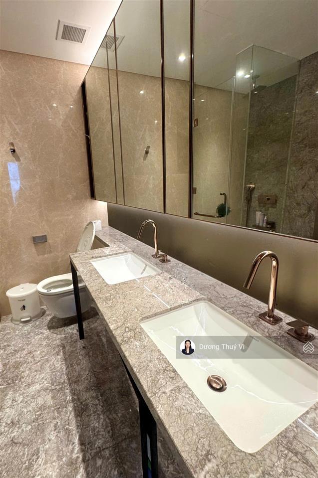 Cần bán căn 4pn trần cao 7m tại the marq giá 39 tỷ