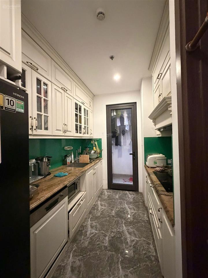 Cần bán căn 3pn  88m2 full nội thất đẹp mới tại cc 378 minh khai  giá 9.3 tỷ  0393 238 ***