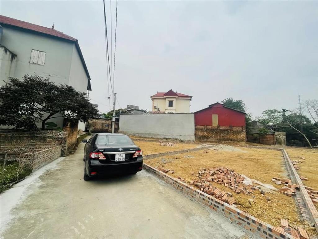 Bán mảnh đất áp góc gần bìa làng và ngã 3 chợ kinh doanh sầm uất thanh trí, xã kim anh, tp hà nội